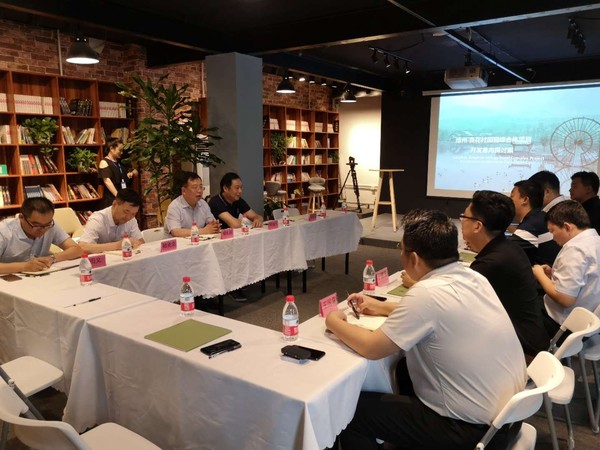 操礼旺主任赴北京开展招商活动.jpg