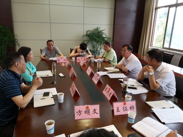20190710操礼旺主任带队督办人大代表重点建议.jpg
