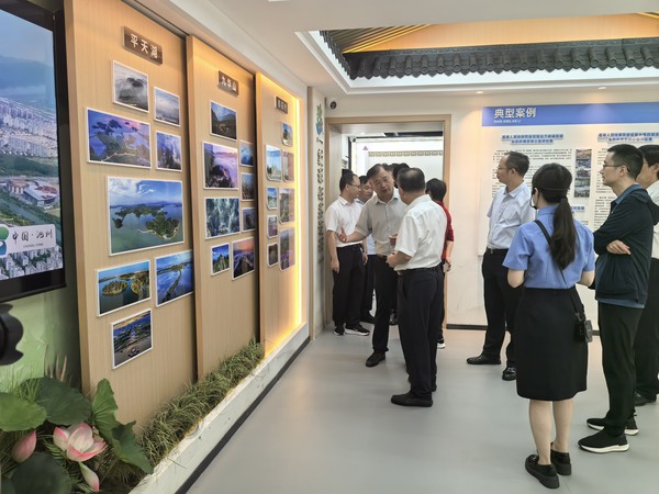 8.21六安市人大考察1.jpg